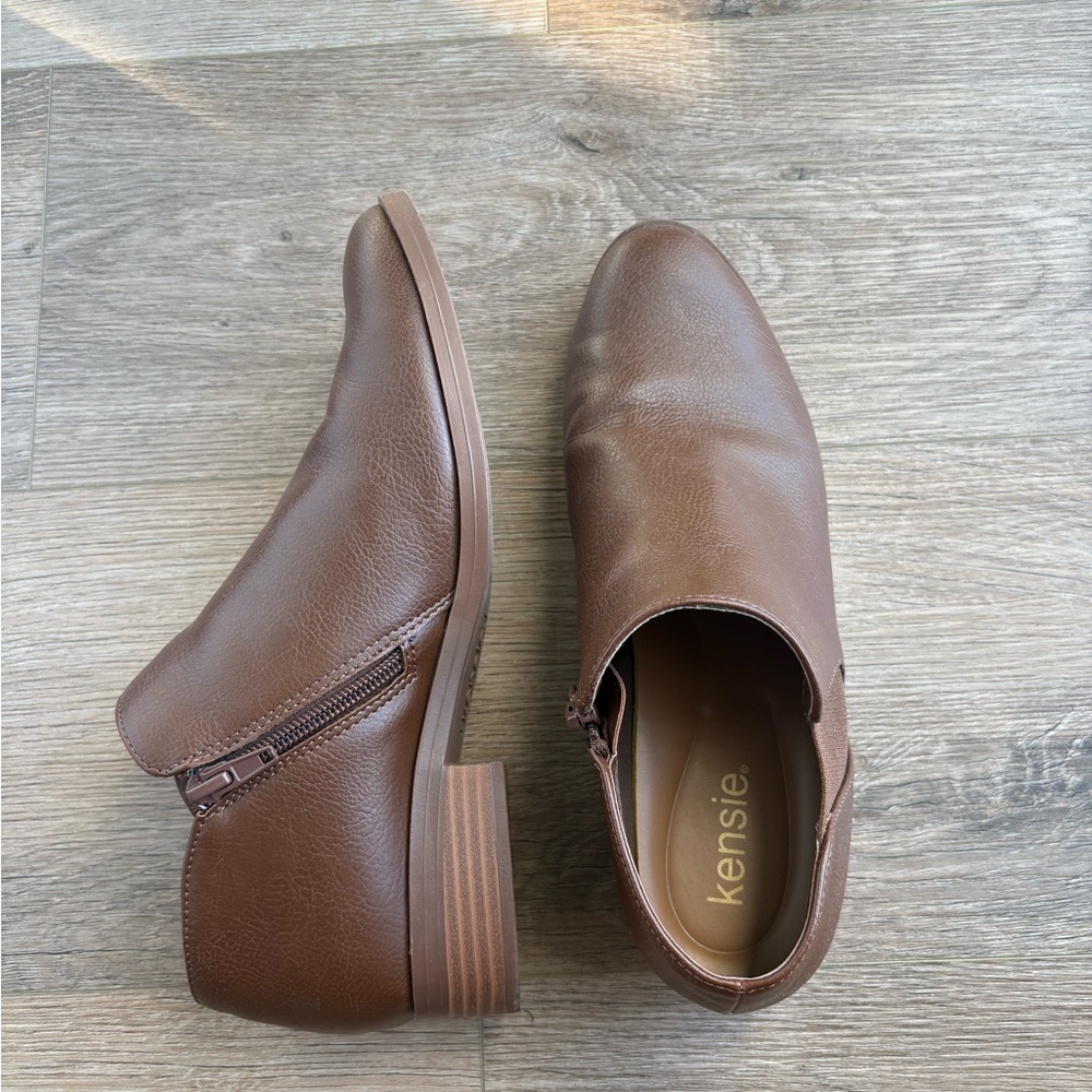 Kensie women’s Brown Leather Loafers boots